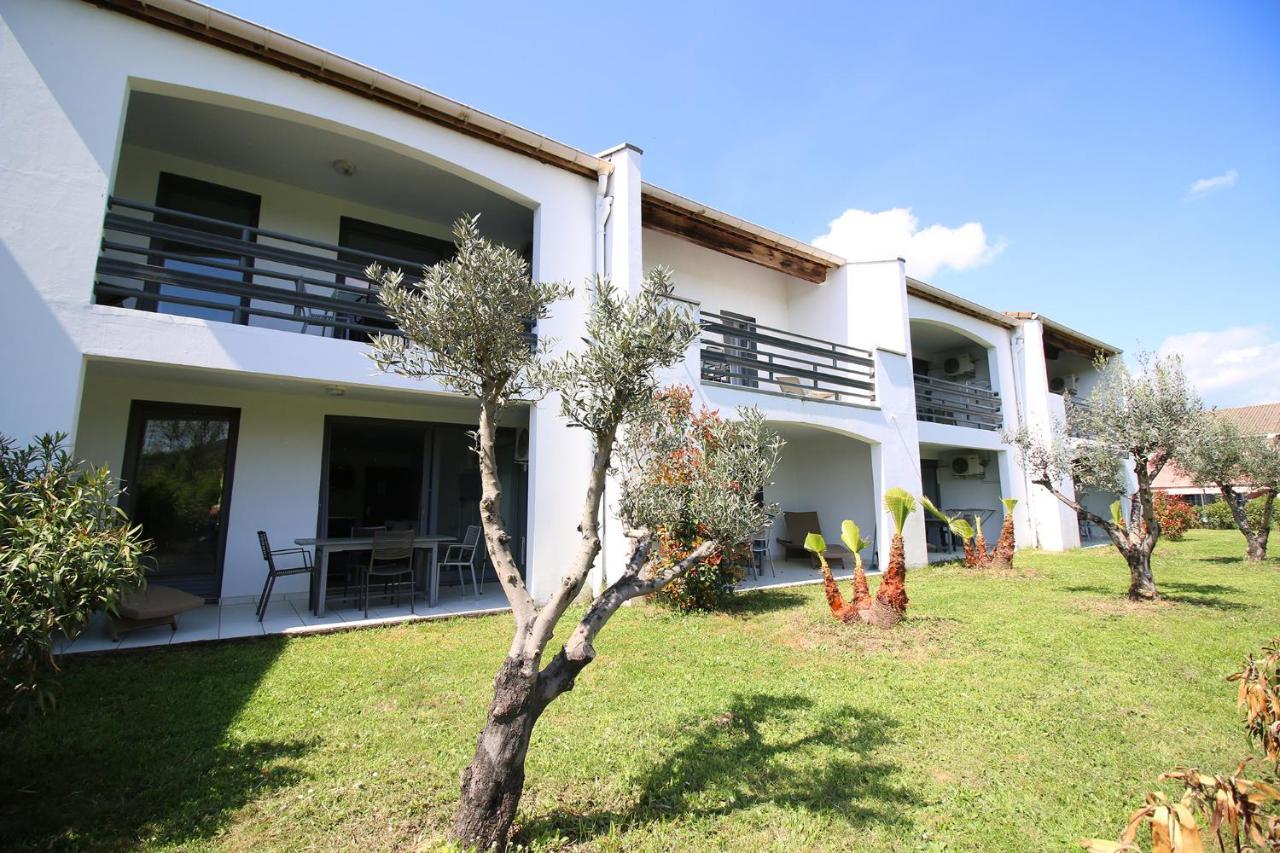 Residence De Tourisme Domaine De Janus Ruoms Exterior foto